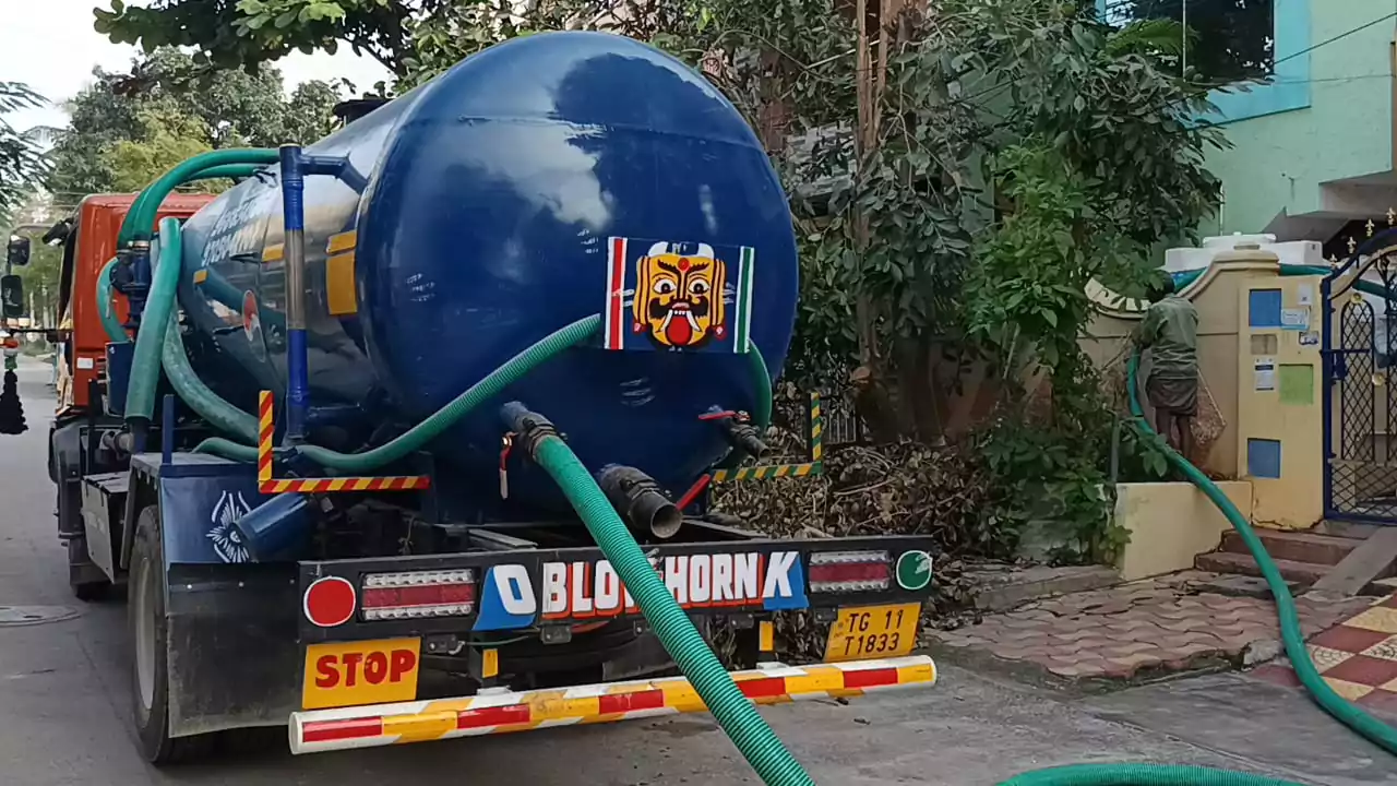 septic tank cleaning, septic tank services, Nenavath Ramulu, sewage cleaning, tank cleaning services, waste removal, Hyderabad septic tank cleaning, affordable septic tank cleaning, drainage cleaning service, emergency septic tank cleaner